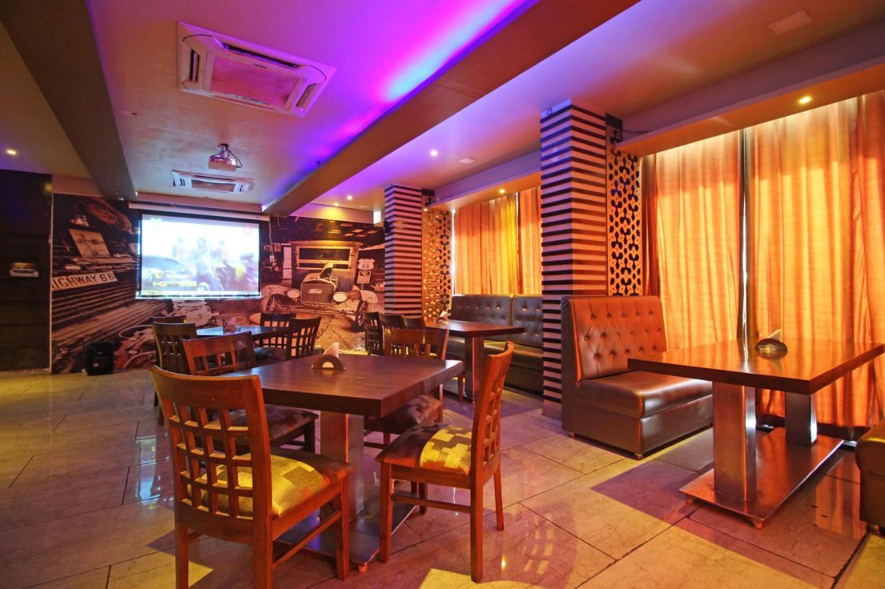 Oyo 4964 Golden Oyster Suites 德拉敦 外观 照片